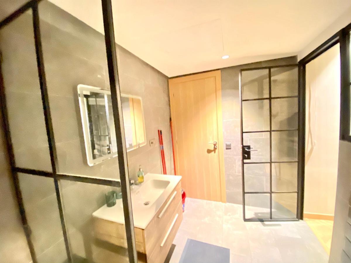 Spacious New 1-Bedroom Unit In Downtown W Terrace And Free Parking Casablanca Exterior foto